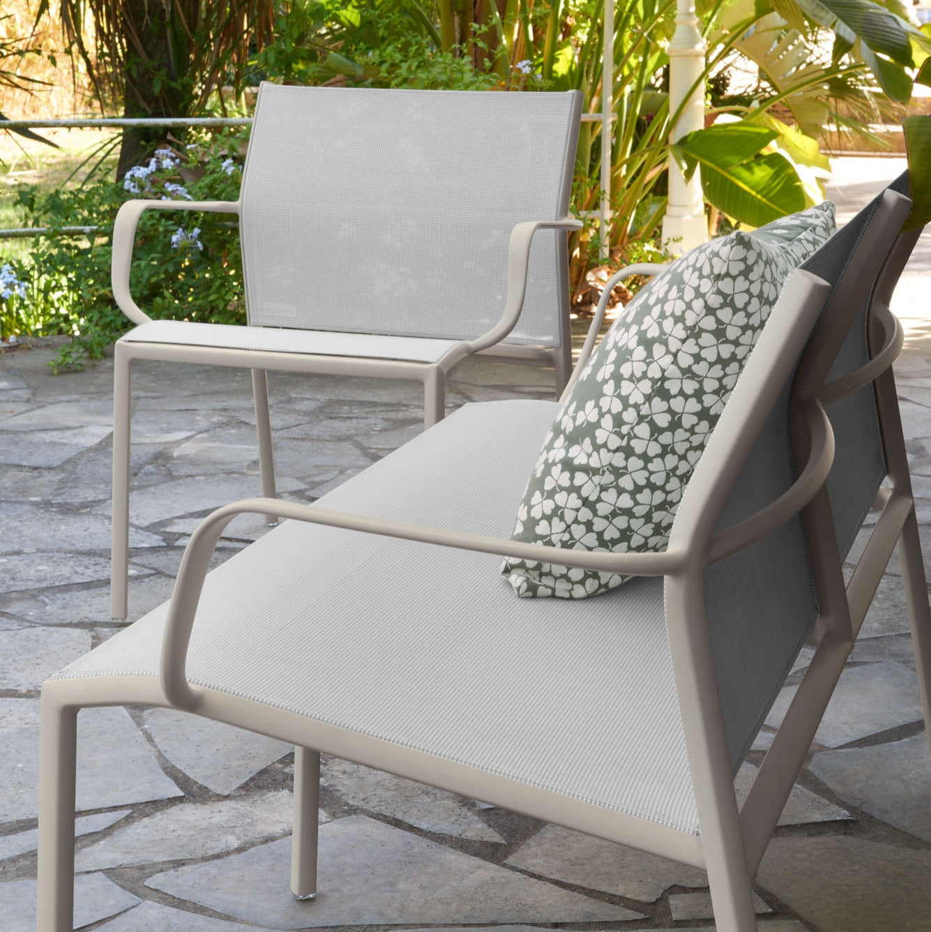 CADIZ 2-SEATER BENCH