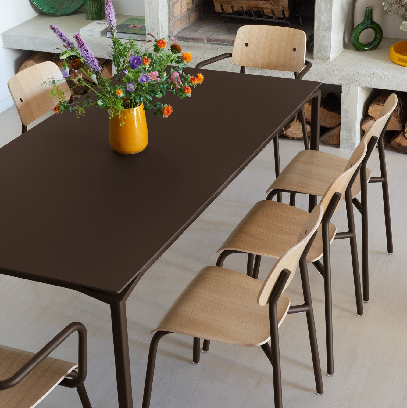 CALVI VELVETY MATTE FINISH TABLE 195 X 95 CM
