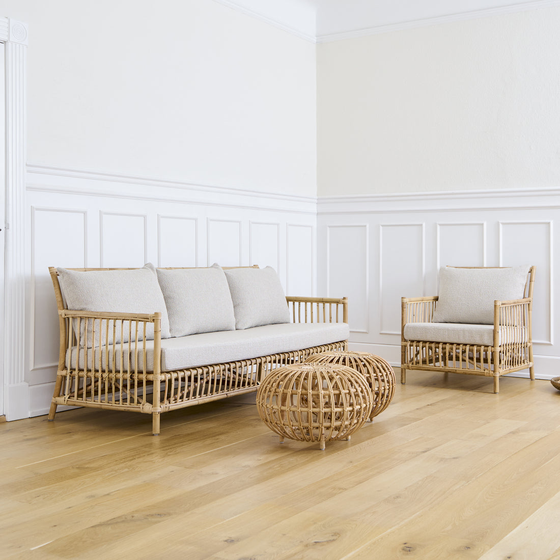 Caroline Lounge Chair w/ Cushions