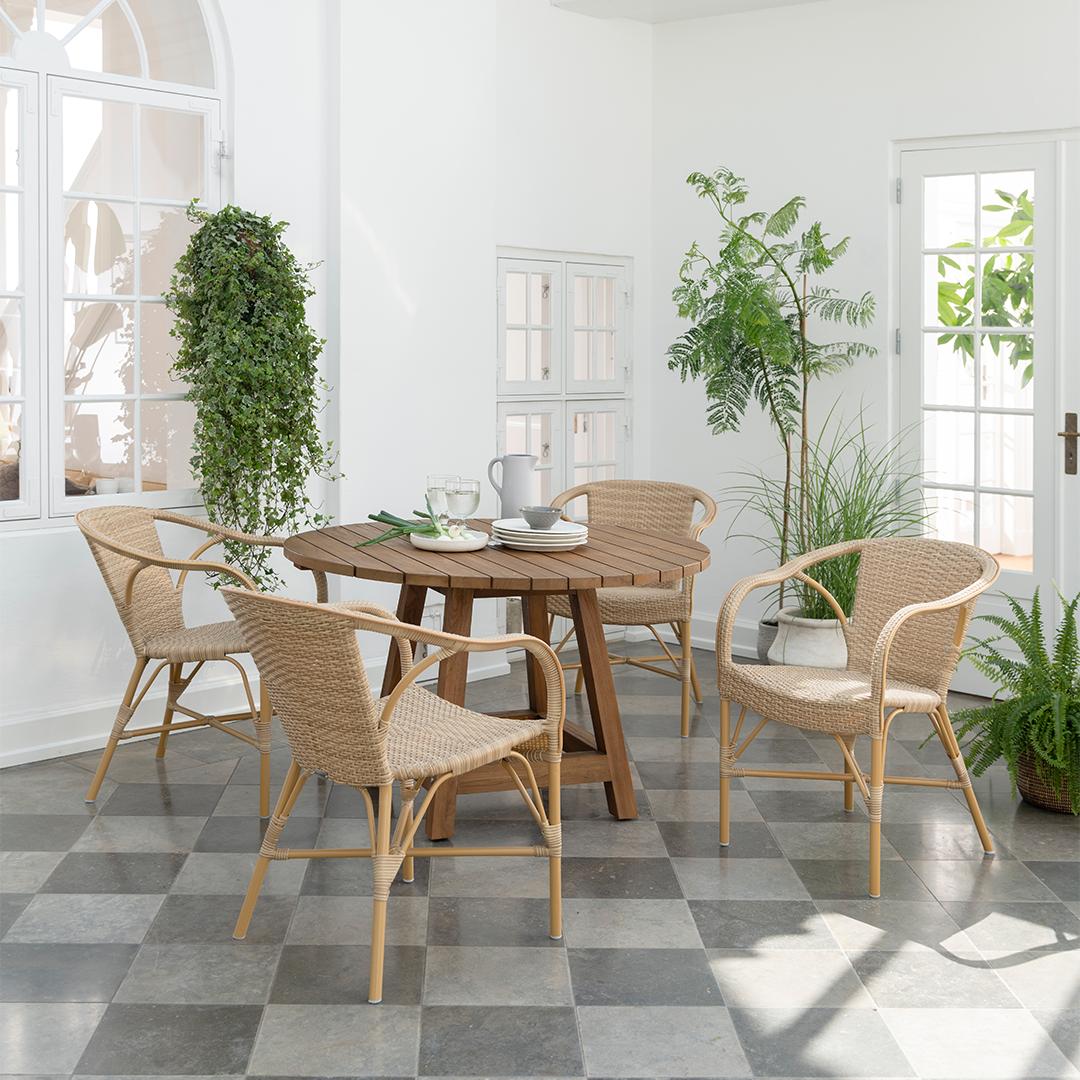 Madeleine Exterior Armchair
