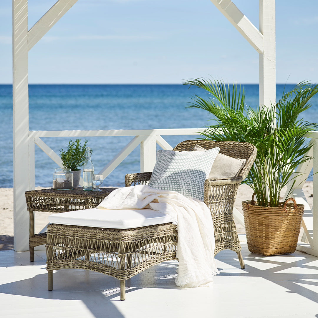 Olivia Chaise Lounge