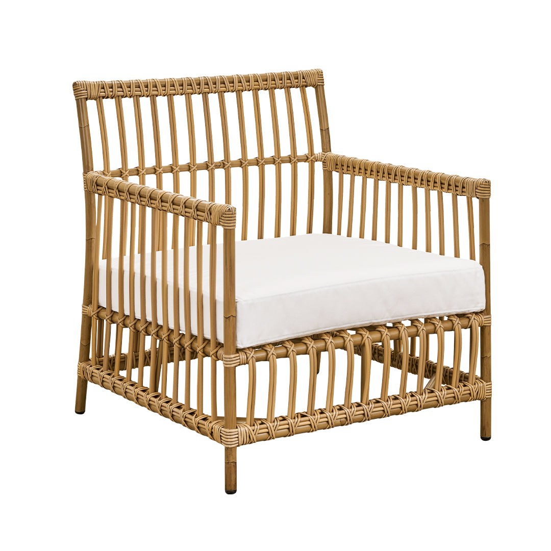 Caroline Lounge Chair Exterior