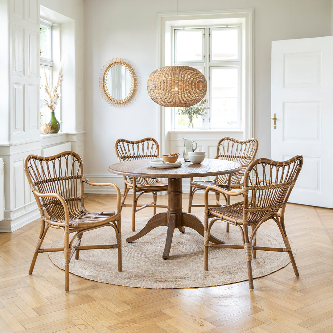 Margret Arm Chair