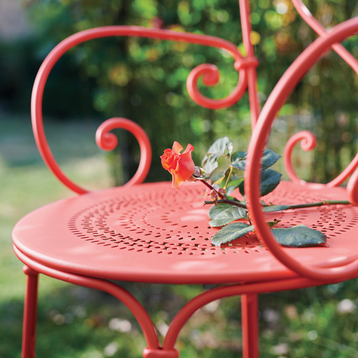 1900 ARMCHAIR