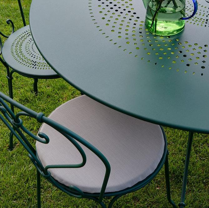 1900 TABLE DIA 117 CM