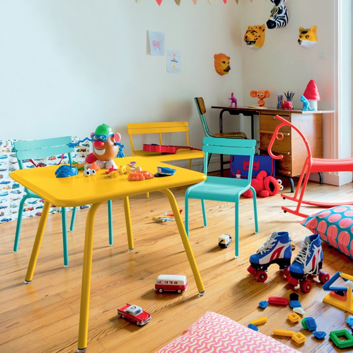 LUXEMBOURG KID TABLE 57 X 57 CM