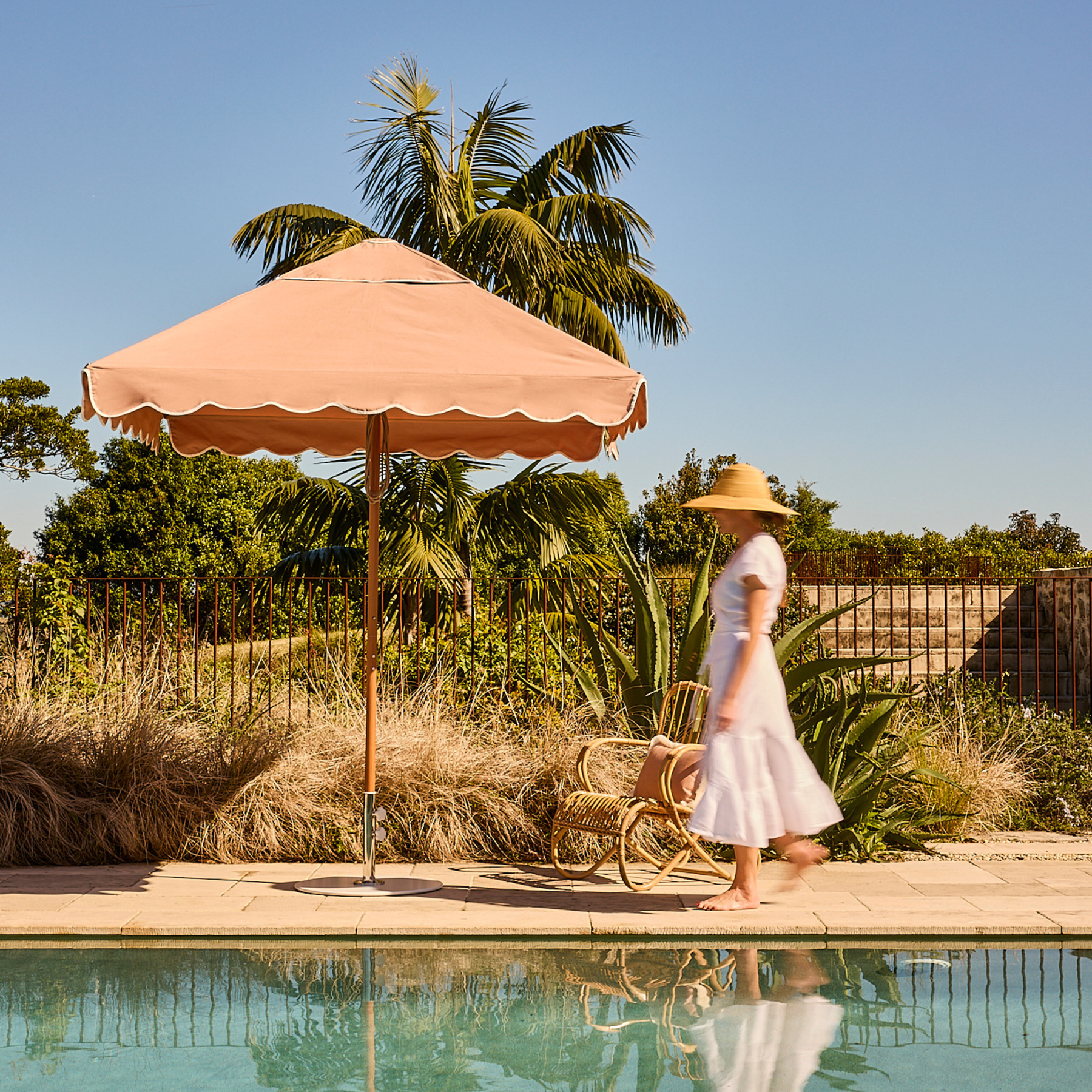 2M Sundial Umbrella - Soft Scallop
