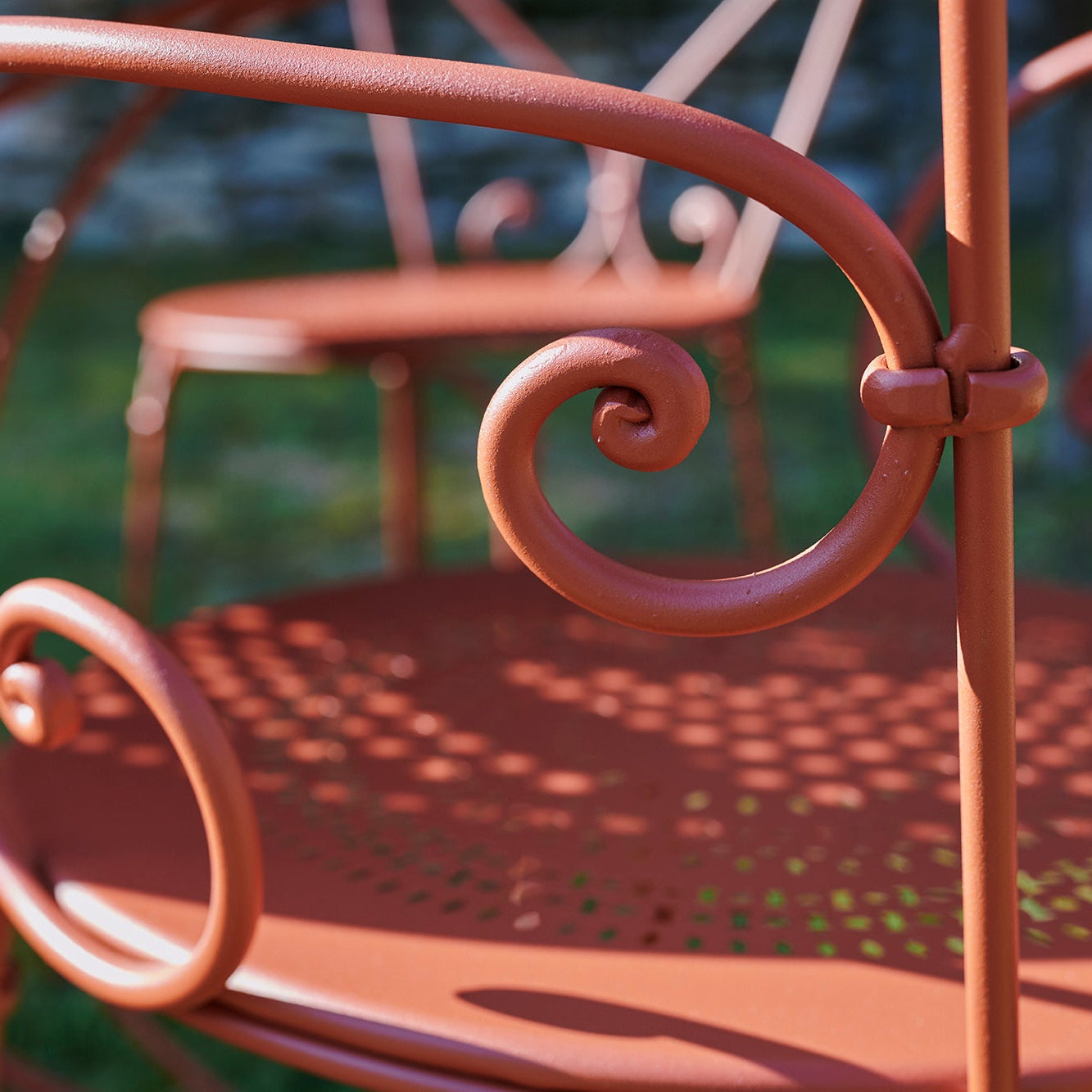 1900 ARMCHAIR