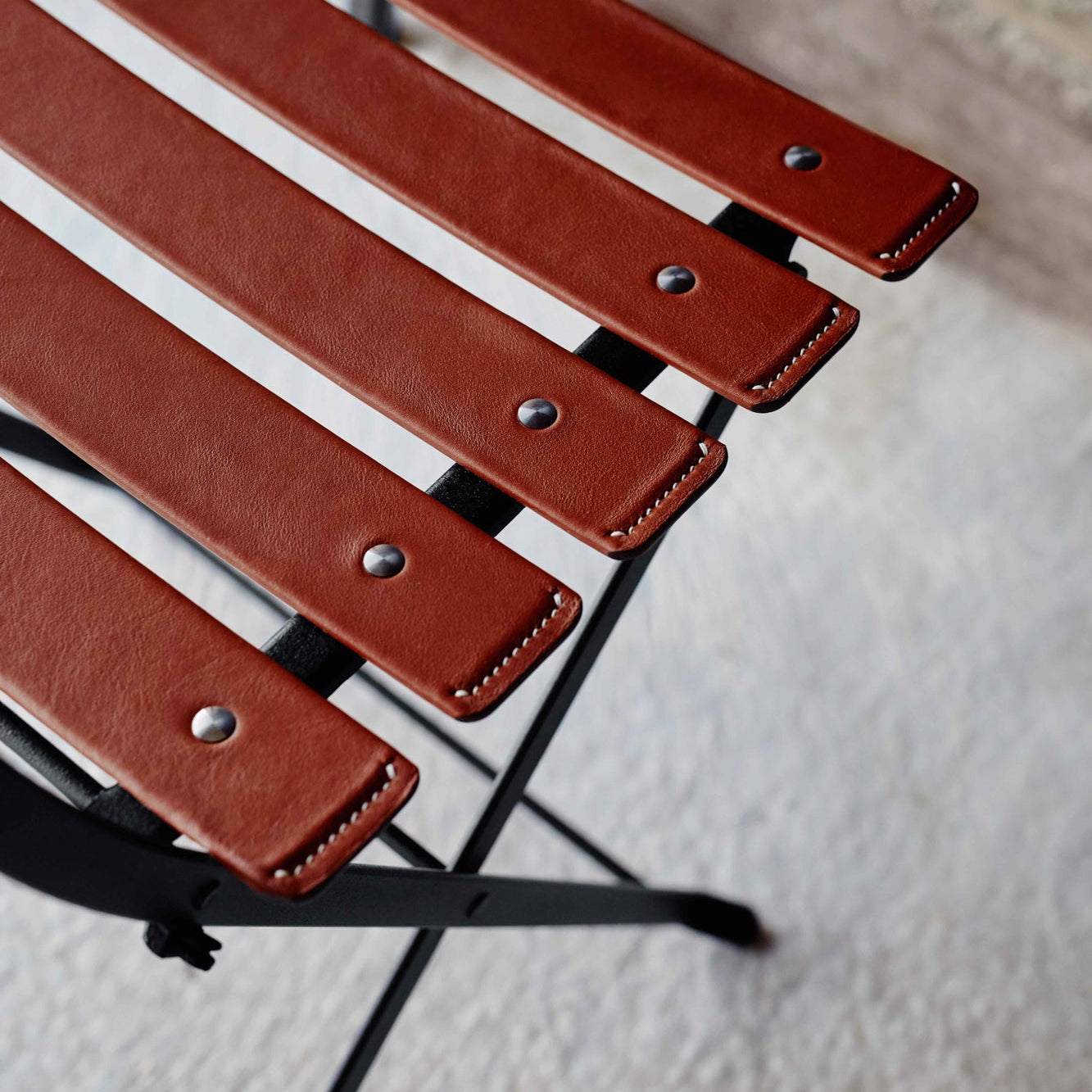 BISTRO LEATHER CHAIR