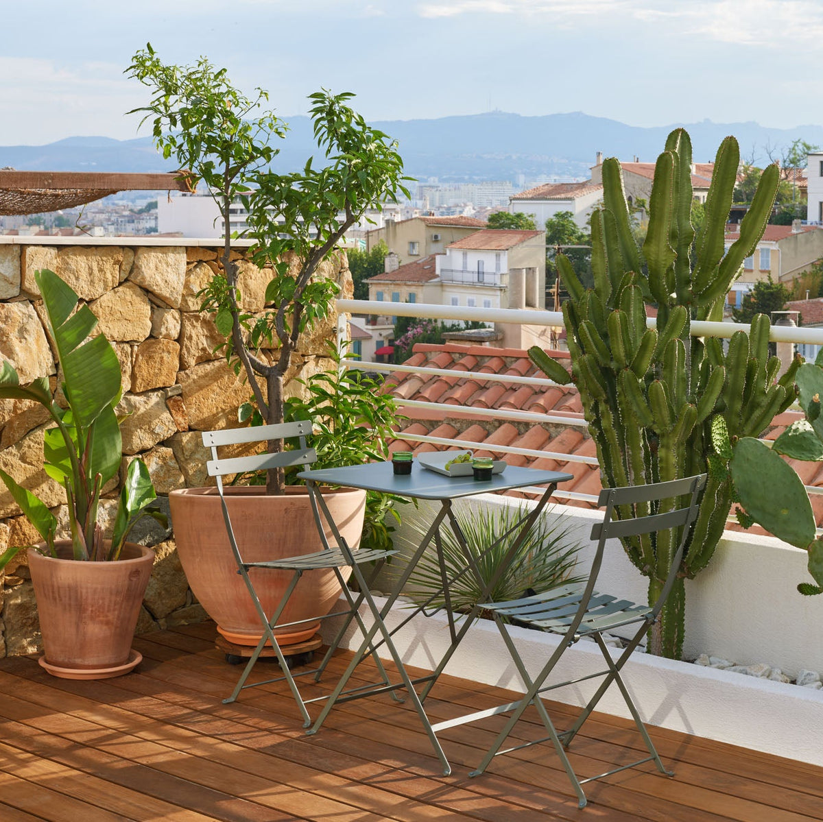 BISTRO METAL TABLE 57 X 57 CM