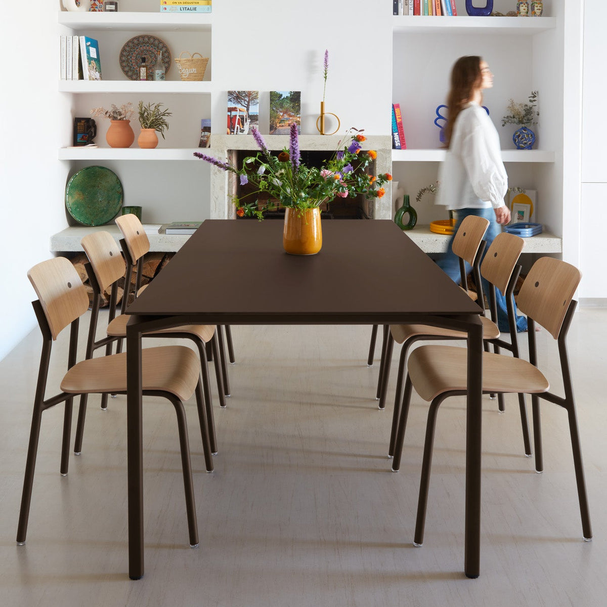 STUDIE OAK CHAIR