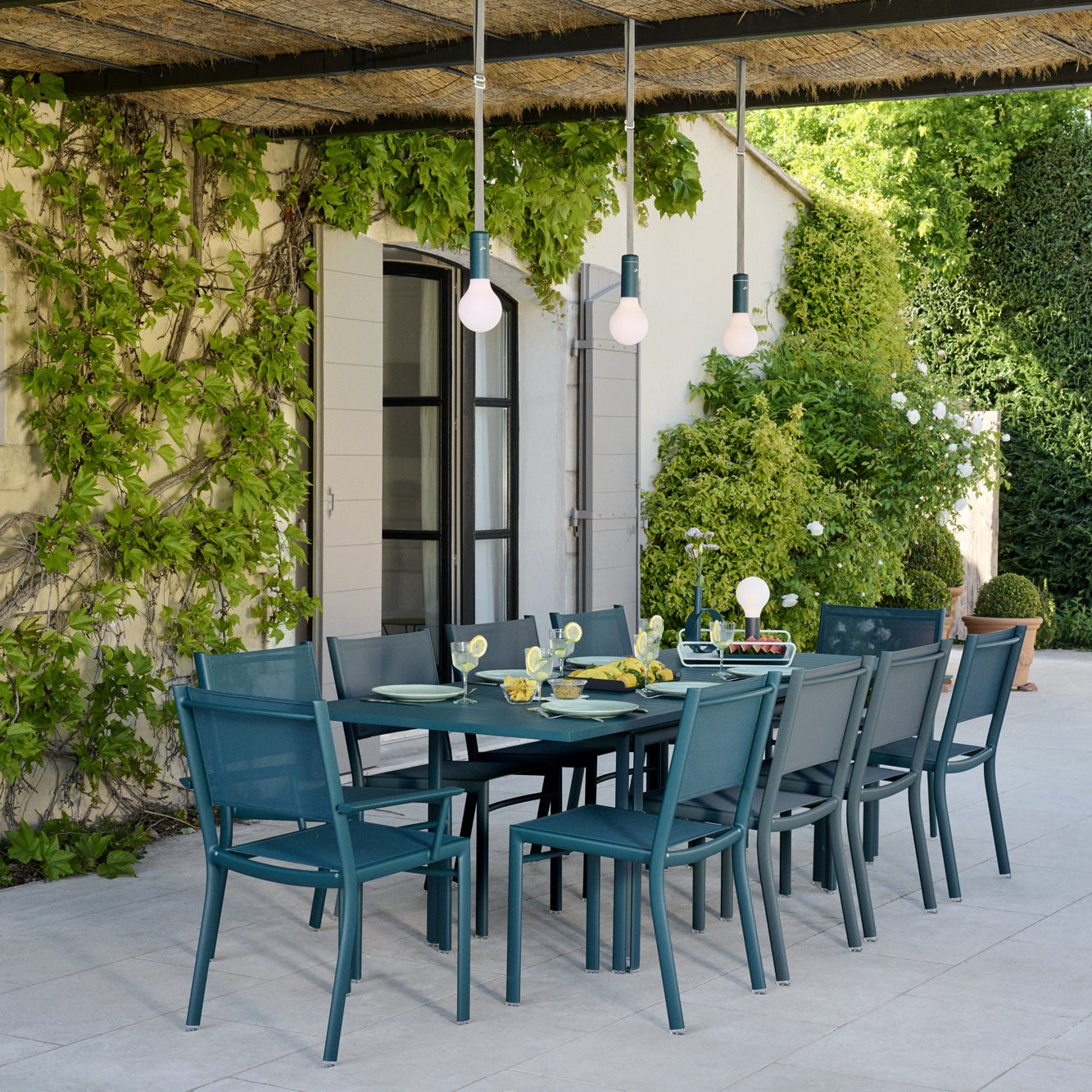 COSTA TABLE 160-240 X 90 CM