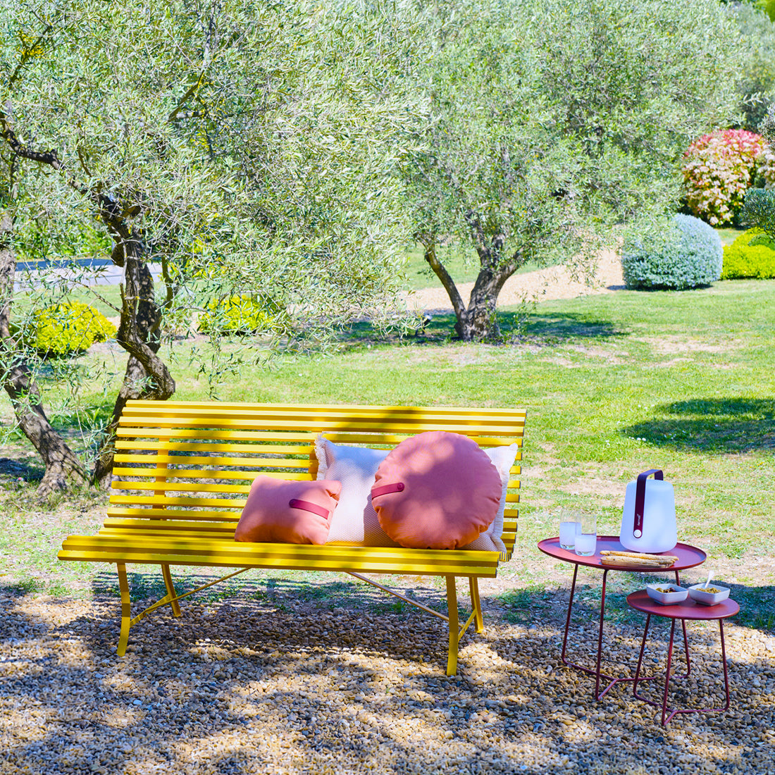 COCOTTE LOW TABLE / STOOL