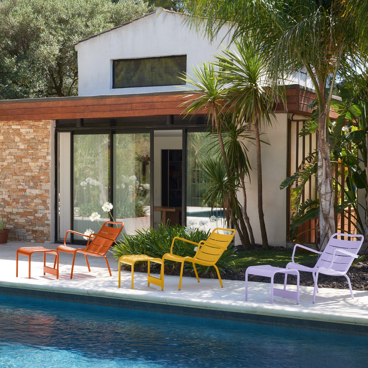 LUXEMBOURG SMALL LOW TABLE / FOOTREST