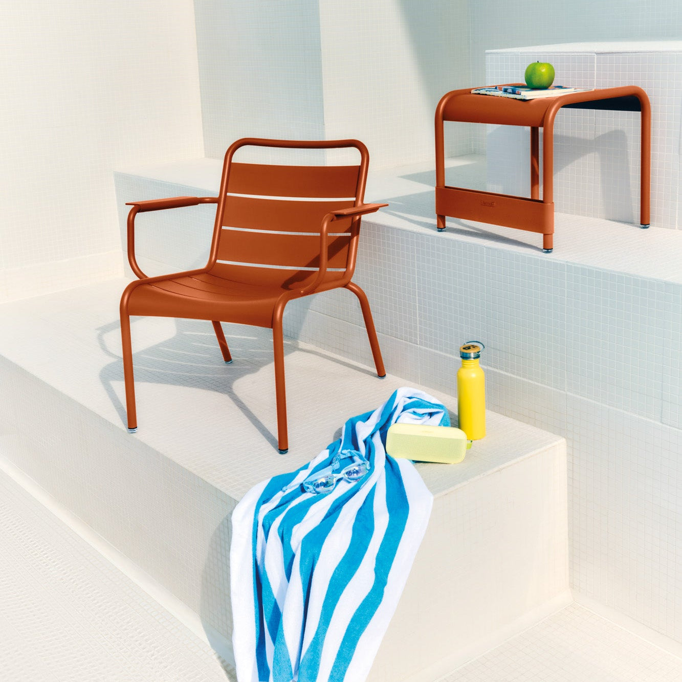 LUXEMBOURG SMALL LOW TABLE / FOOTREST