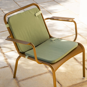LUXEMBOURG LOW ARMCHAIR