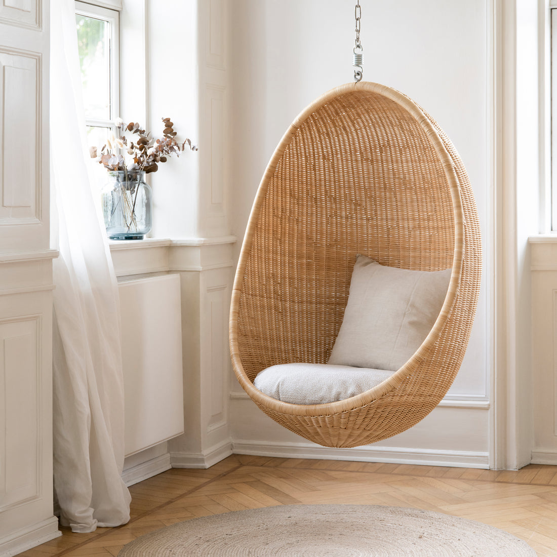 Hanging Egg Chair w/ Cushion