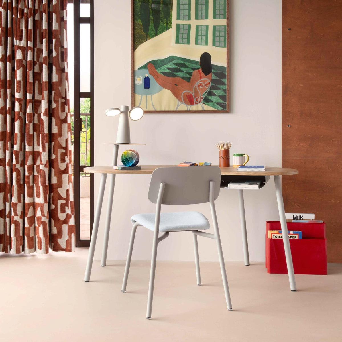 STUDIE FABRIC CHAIR