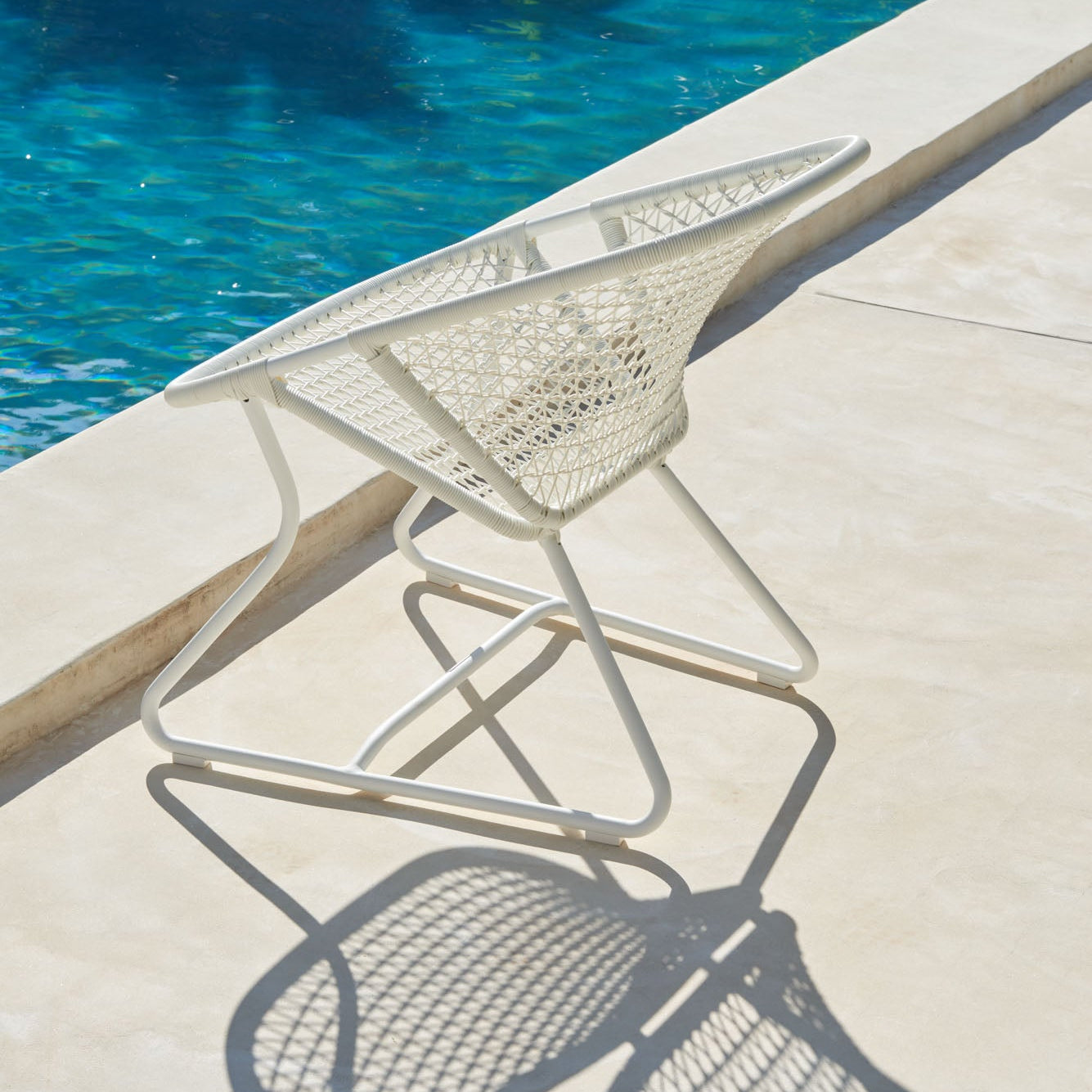 SIXTIES LOW ARMCHAIR