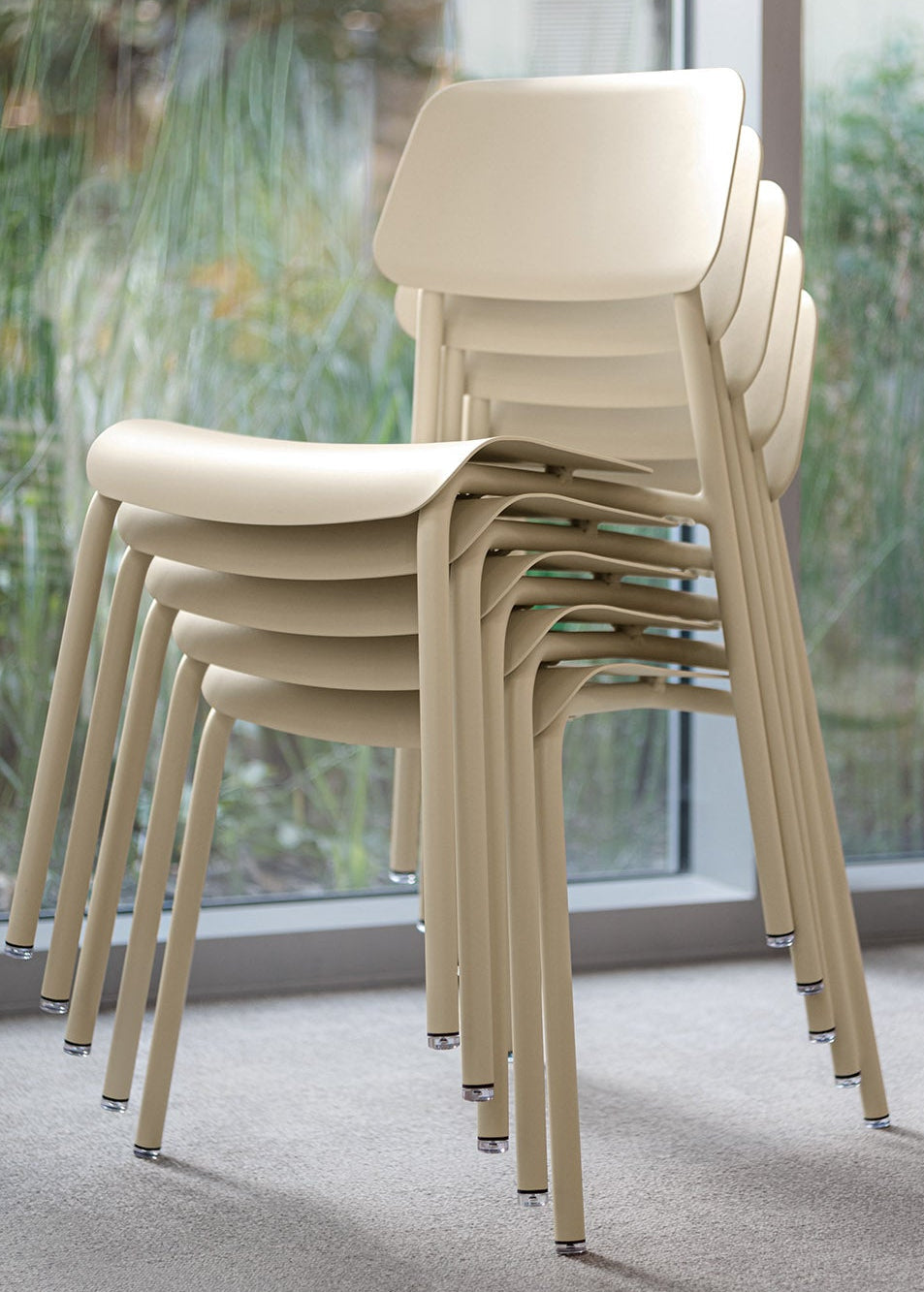 STUDIE CHAIR