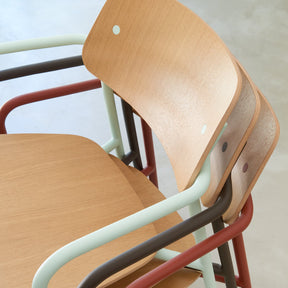 STUDIE OAK LOUNGE ARMCHAIR