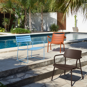 STUDIE LOUNGE ARMCHAIR
