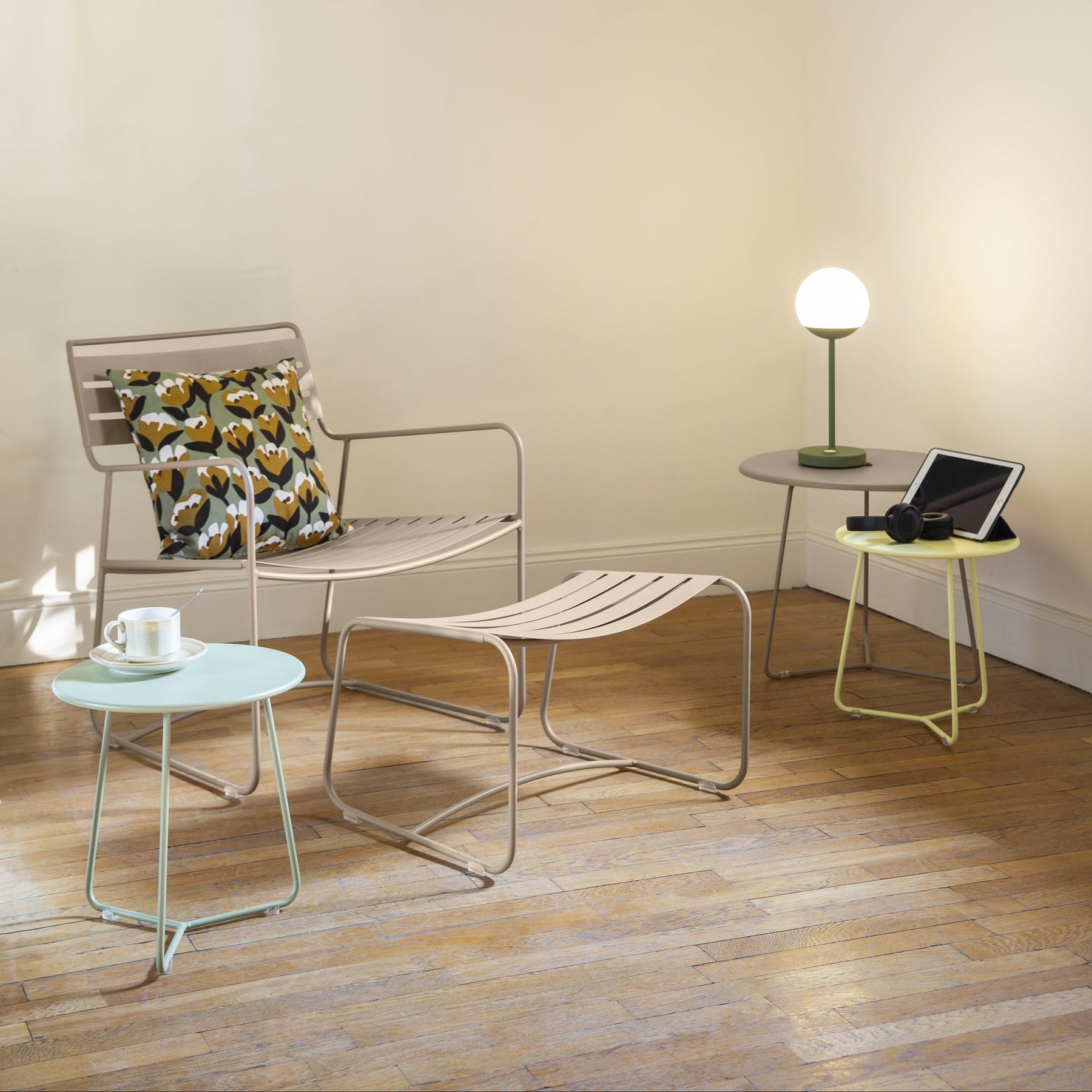 COCOTTE LOW TABLE / STOOL