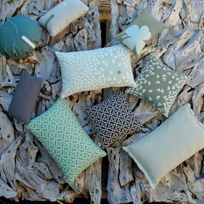 TREFLE OUTDOOR CUSHION 68 X 44 CM