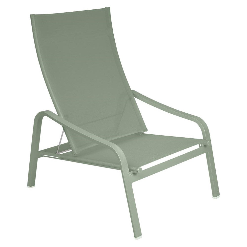 ALIZE LOW ARM CHAIR 