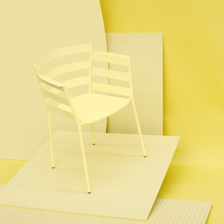 RYTHMIC ARMCHAIR