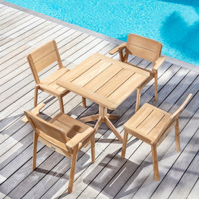 CLUBHOUSE STACKABLE TEAK CHAIR